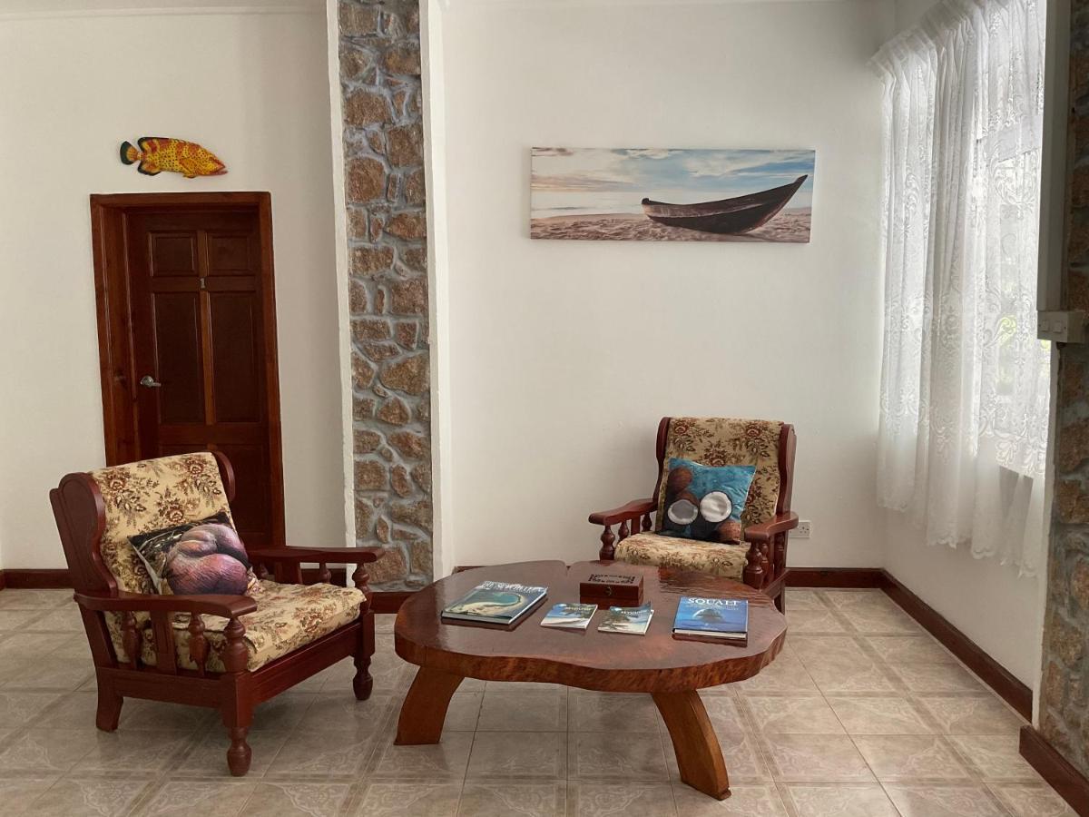 Le Chevalier Bay Guesthouse Anse Lazio Esterno foto