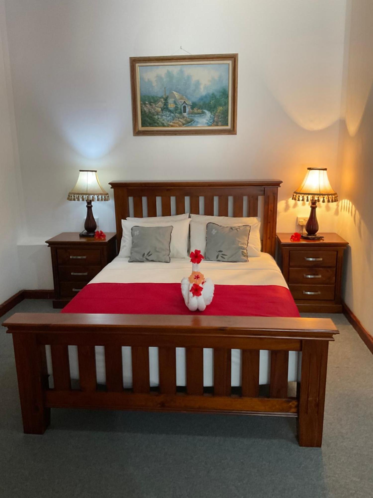 Le Chevalier Bay Guesthouse Anse Lazio Esterno foto